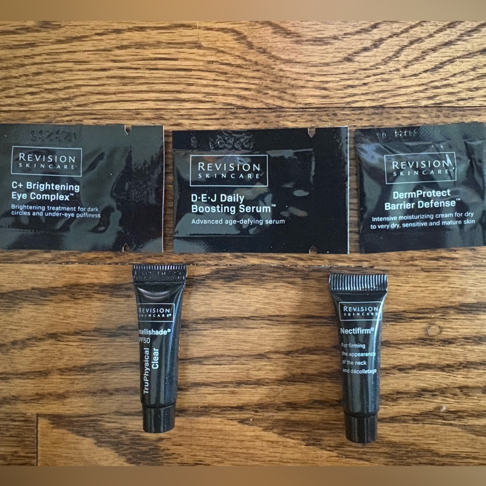 Revision Skincare Sample Package (5)